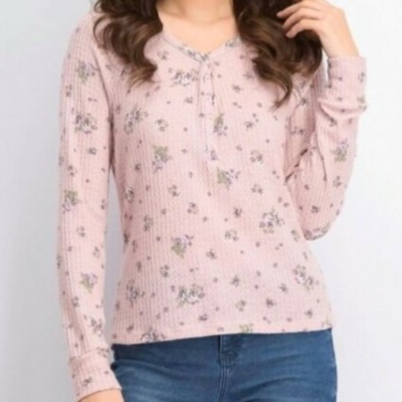 NWT Ultra Flirt Floral Print Waffle Texture Top - Picture 1 of 3